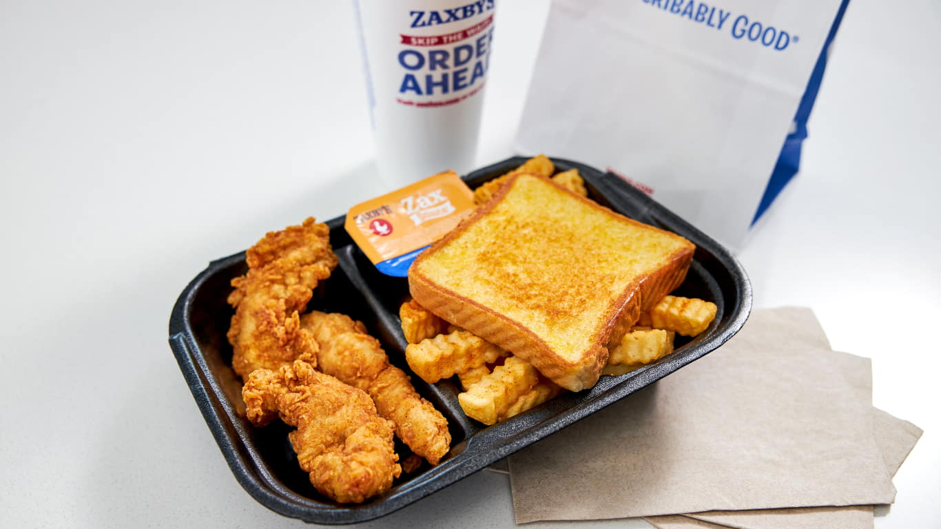 Score a Tasty Delight with the Big Zax Snak Meal: Zaxby’s Rewards Offer!